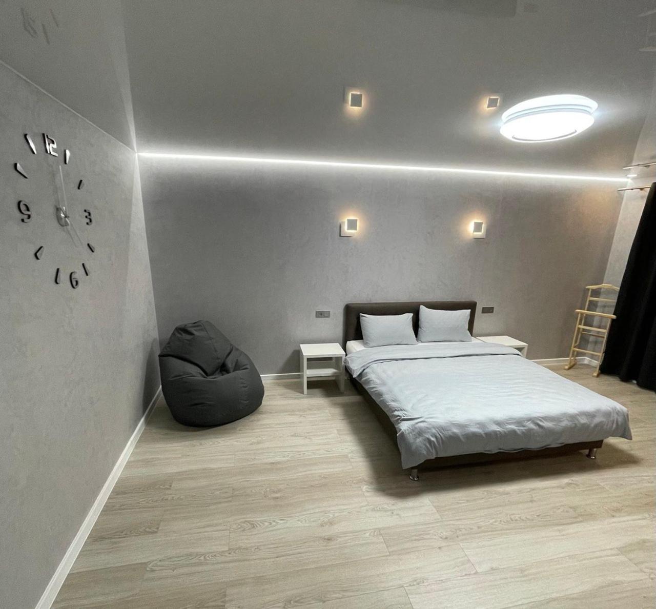 Apartcenter Вип Апартаменты В Центре Города На Гагарина Krivoy Rog Εξωτερικό φωτογραφία